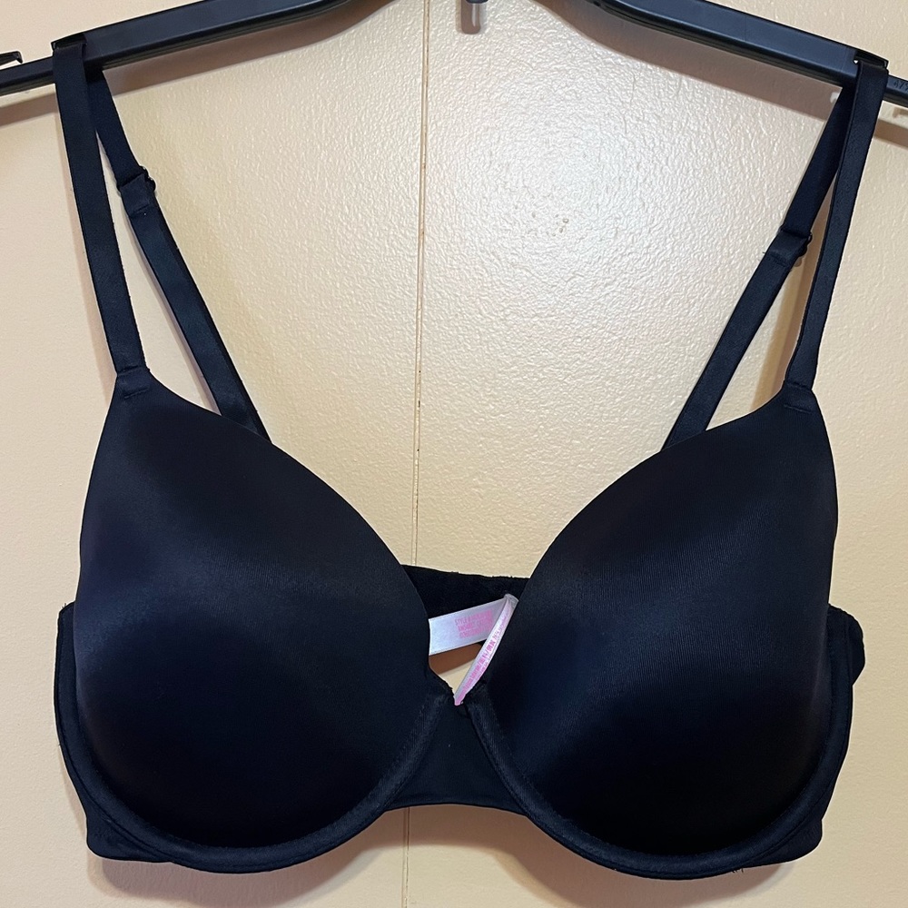 Victoria Secret PINK Bra Everywhere T-shirt Black Bra 34DD Pre-Owned